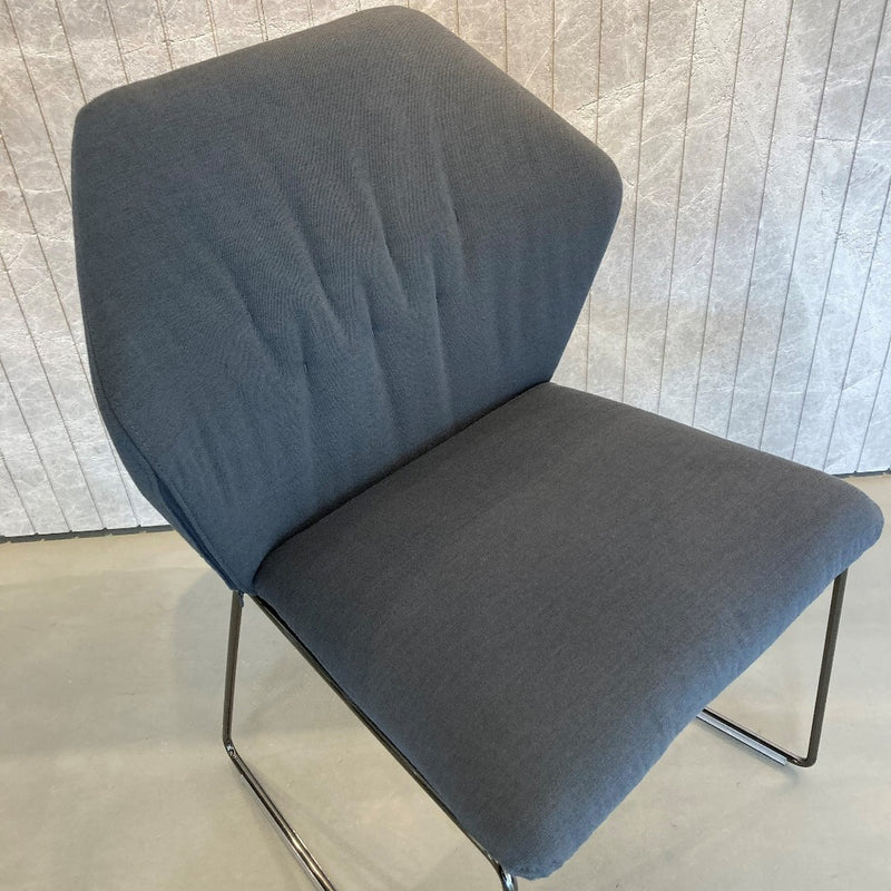 NEW YORK CHAIR NO ARM ニューヨークチェア（アームレスト無し)　W560×D540×H830